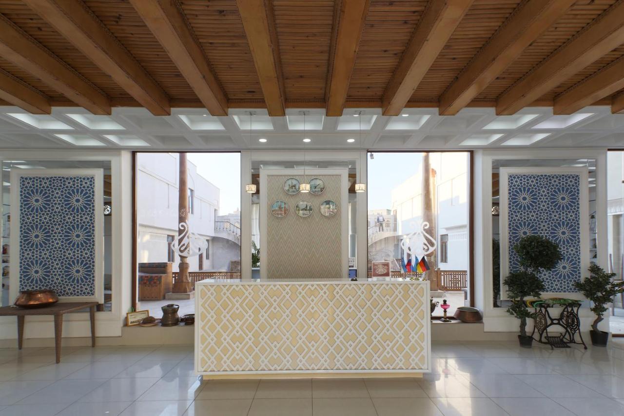 בוקורו Atlas מראה חיצוני תמונה